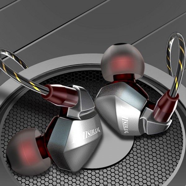 Wholesale hanging ear type subwoofer earphone mobile phone computer game earphone wire control sports earphone earplug