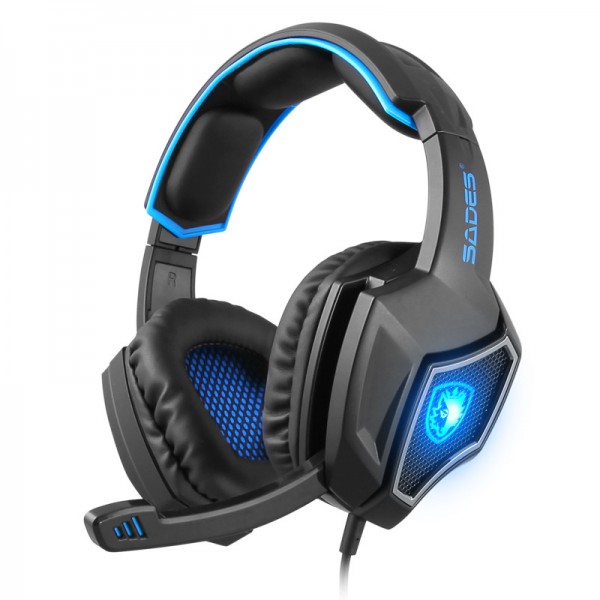 Mercedes wolf spirit chicken eating game special earphone head mounted audio debating 7.1-channel E-sports CF wired USB